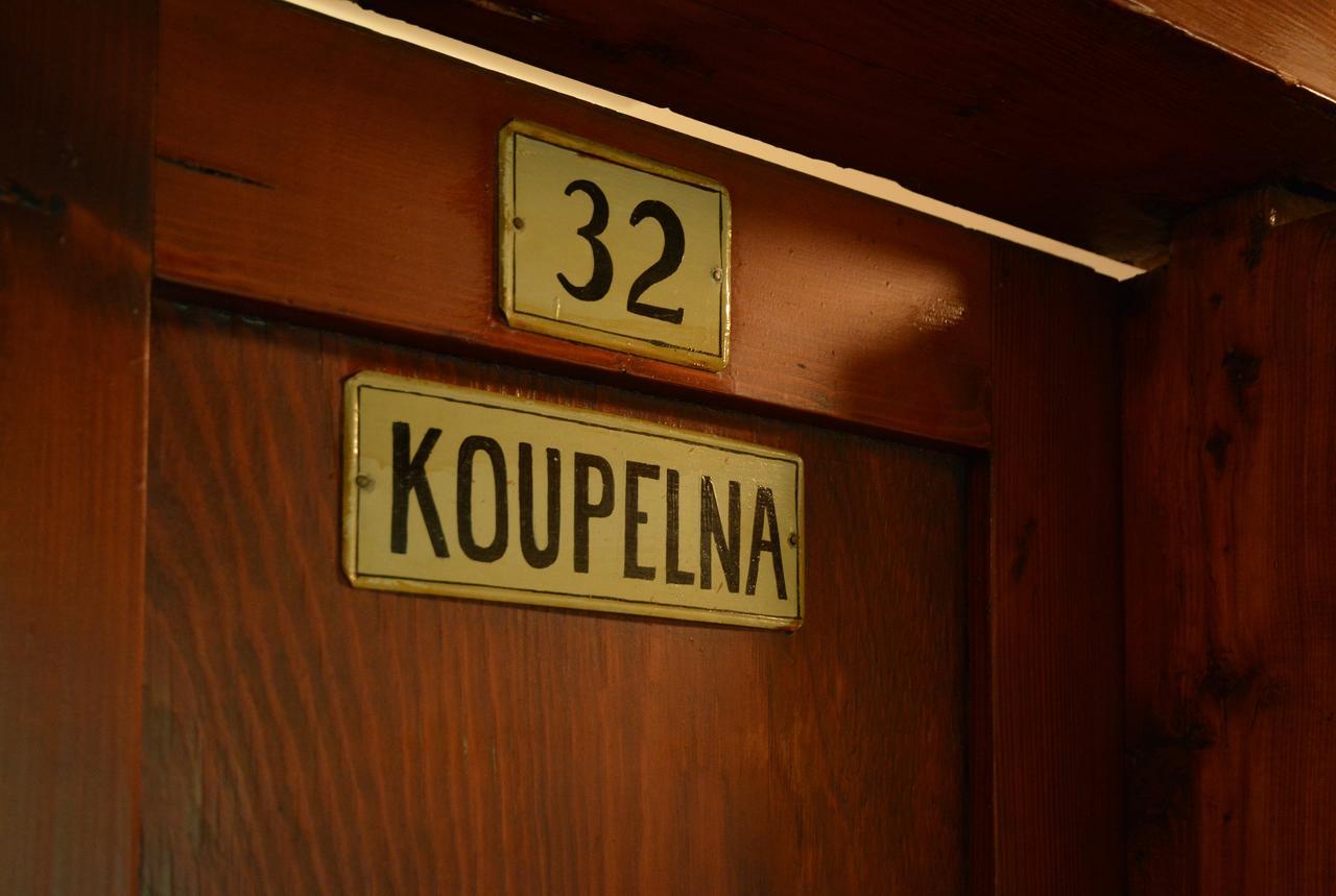 Dum Bratri Capku Hotel Budislav  Exterior foto