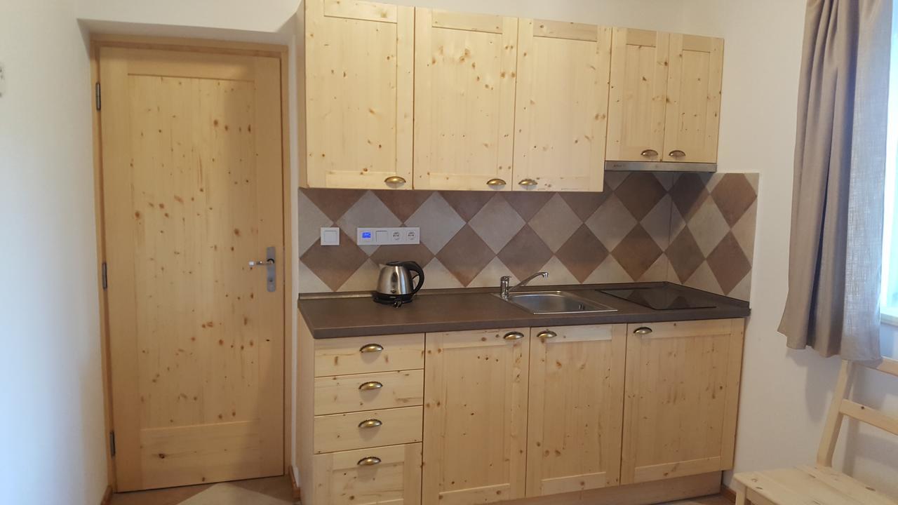Dum Bratri Capku Hotel Budislav  Exterior foto