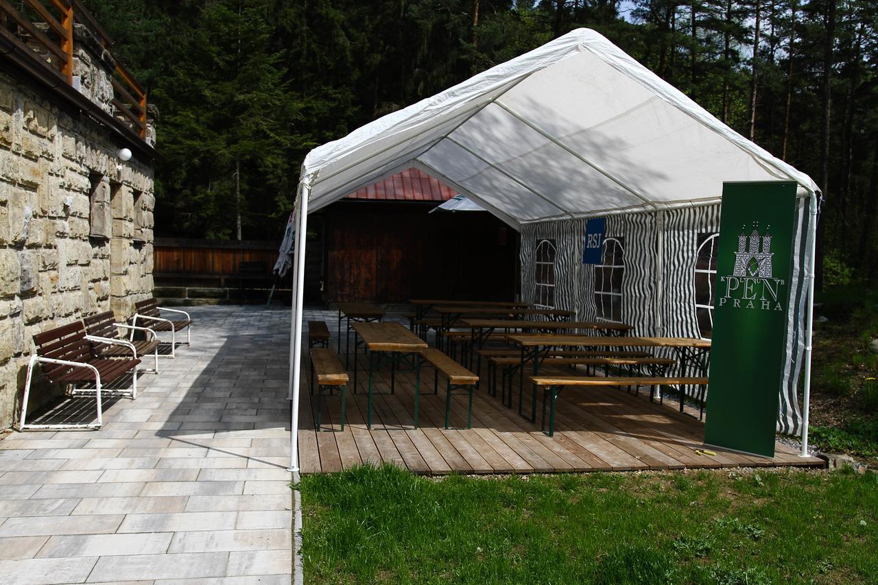 Dum Bratri Capku Hotel Budislav  Exterior foto